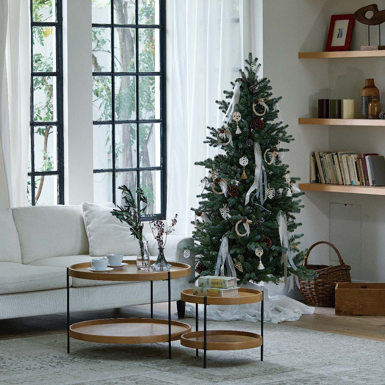 MAGIQ　グレイスカノンツリー5.5F　クリスマスツリー　大型　アーティフィシャルフラワー　造花　XV300335