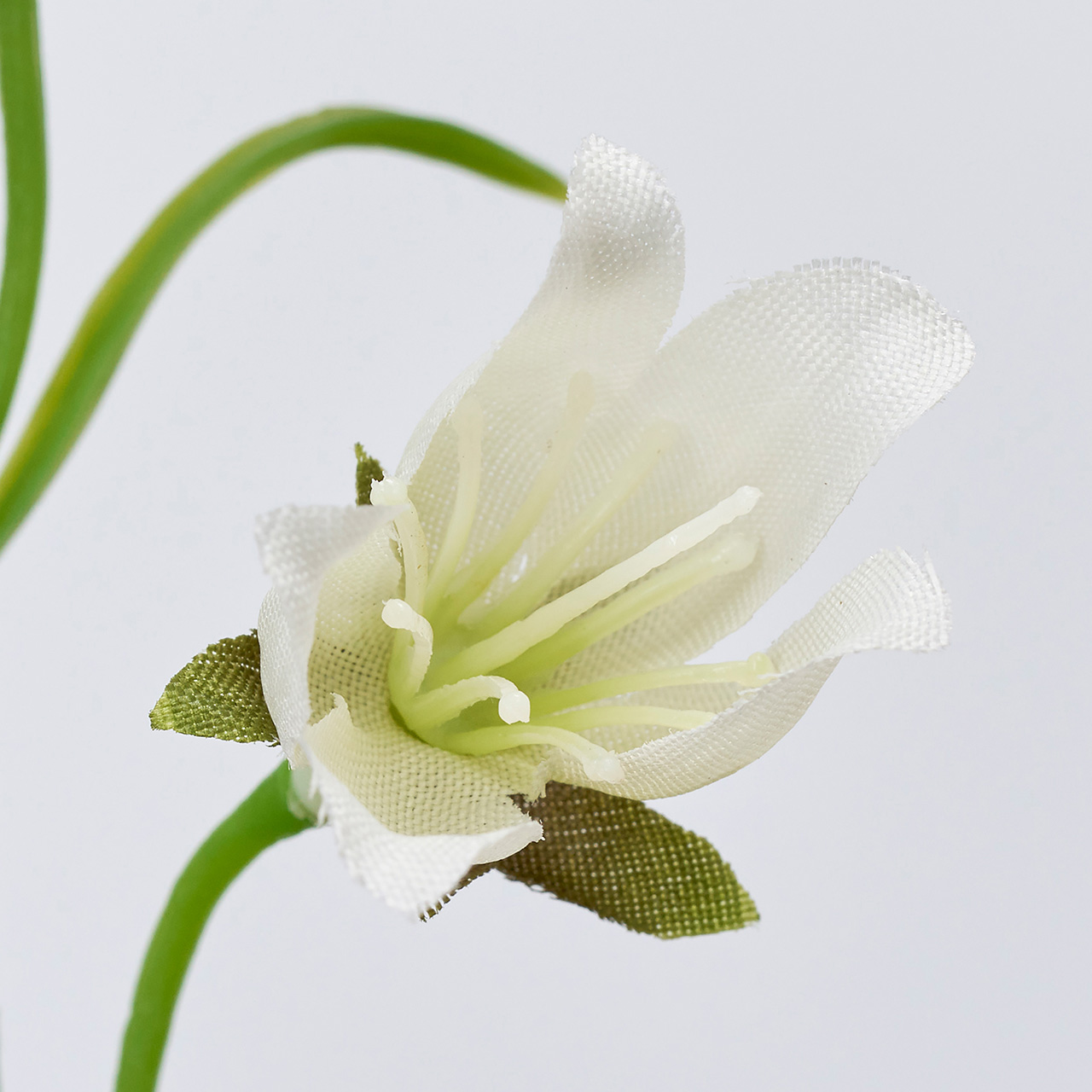 MAGIQ　スレンダーカンパヌラ　ホワイト　アーティフィシャルフラワー　造花　小花　FM002216-001