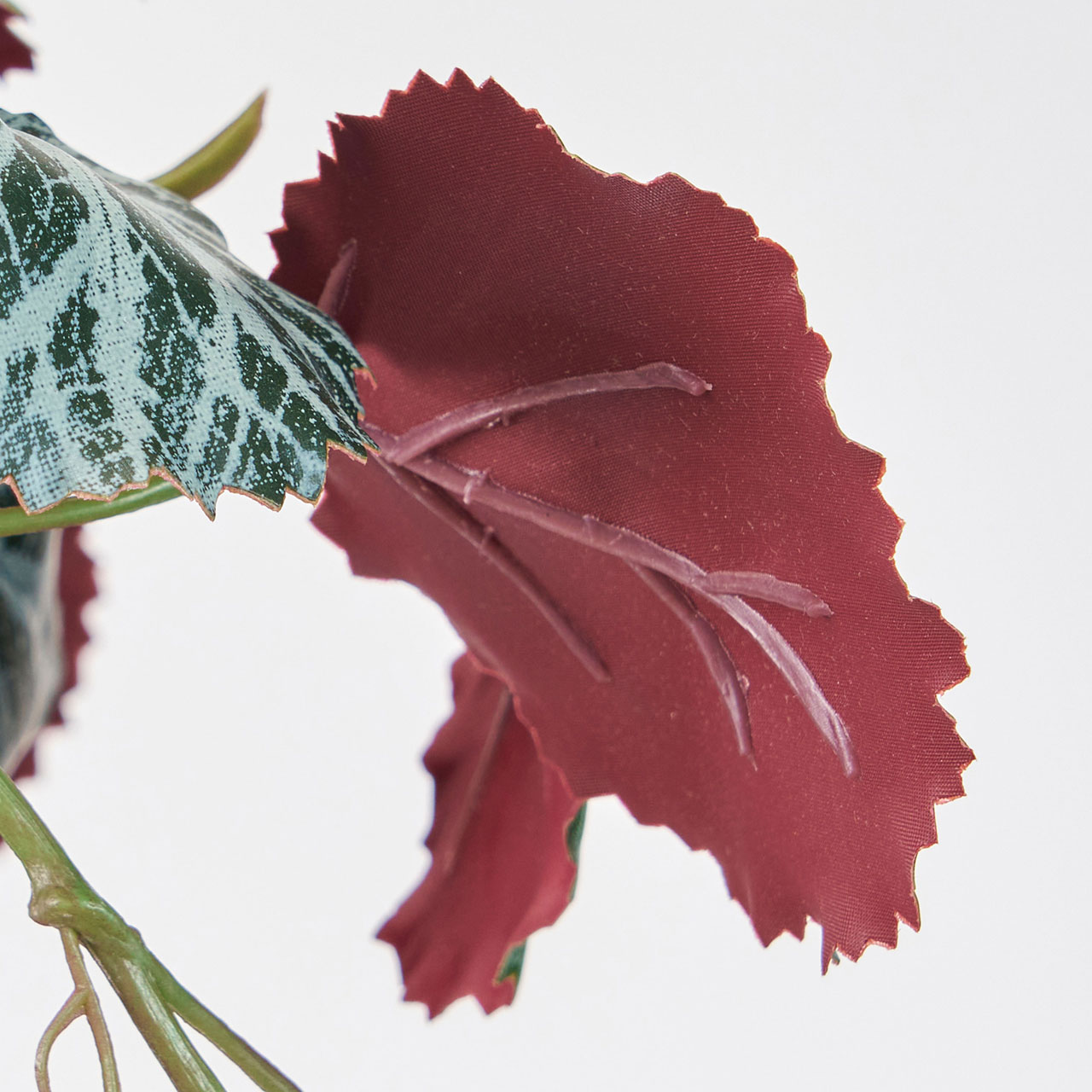 MAGIQ　ユキノシタハンギング　グリーンレッド　アーティフィシャルフラワー　造花　インテリアグリーン　観葉植物　フェイクグリーン　FZ002012