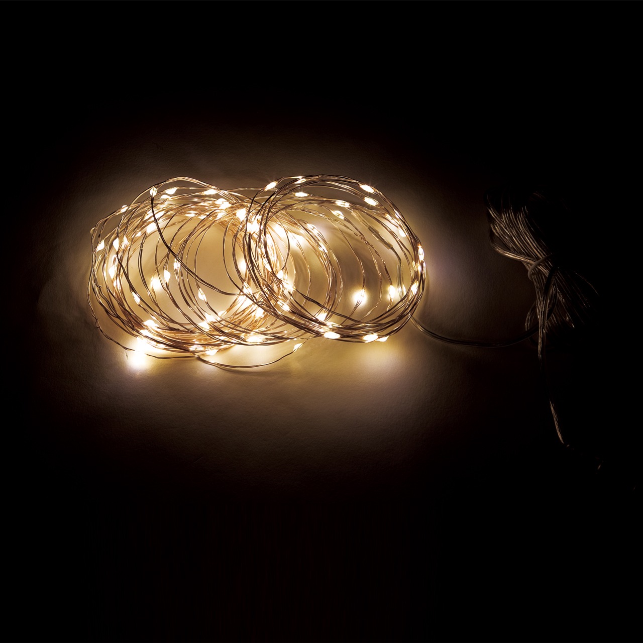 マイフラ】 通販/室内用LED100球 ジュエリーライト 電球色 電飾 LEDライト XQ009100-018 1セット  クリスマス(点灯部約10m（全長約14m）／球間約10cm ＃018 電球色): フラワー資材/全国にMAGIQ、花器、花資材などをお届けします。